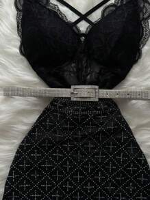 Body feminino rendado com bojo e regulagem - Preto - Visão 1
