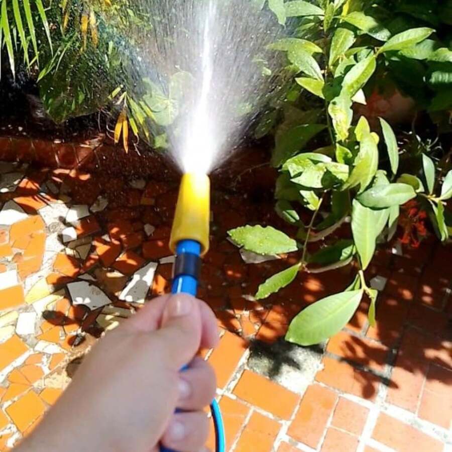 10m Reinforced Flat AntiTwist Garden Hose + Reinforced Tap + Thread