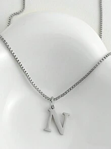 Magic Fish 1pc Classic 26 Alphabet Letter Necklace A-Z Initial Pendant Necklace Stainless Steel Jewelry Gift, Suitable For Daily Wear