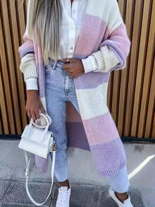 2025 Neue Herbst- und Wintermode lässige Farbkombination Frauen langärmliger gestreifter gestrickter Strickjacke