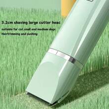 宠物修剪器，可充电式狗用宠物剪 - 带修脚剪的专业宠物美容套装 - 安静、高效的修剪 - 适合家庭使用和专业宠物美容师，是圣诞节送给宠物美容师的绝佳礼物！