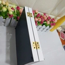 1 件白书风格宝宝 1 岁成长手脚印相框，塑料材质适合日常使用和纪念场合（需要 12 张 4x4 厘米照片，手脚印尺寸：8.5X13.5 厘米） - 白色 - 查看 9
