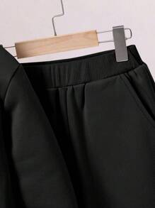 Tween-Mädchen Outfit aus Fleece-Kapuzenpullover mit grafischem Druck und Jogginghose - Schwarz - Übersicht 5
