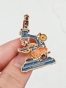 1pc Exquisite Science Microscope Lab Enamel Pins Brooch Fun Biology Chemistry Stay Curious Lapel Lanyard Coat Bag Badge Accessories For Students Women Men Colleagues Friends Collection