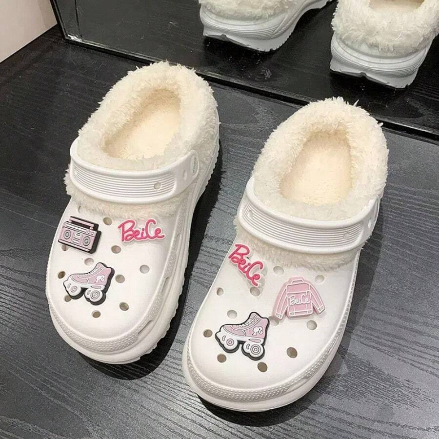 Zuecos con suela plataforma forrados de piel sintética para mujer