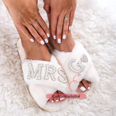 Personalized Custom Mrs Slippers Bridal Shower Wedding Day Engagement Bachelorette Hen Night Party Decoration Bride I Do Gift