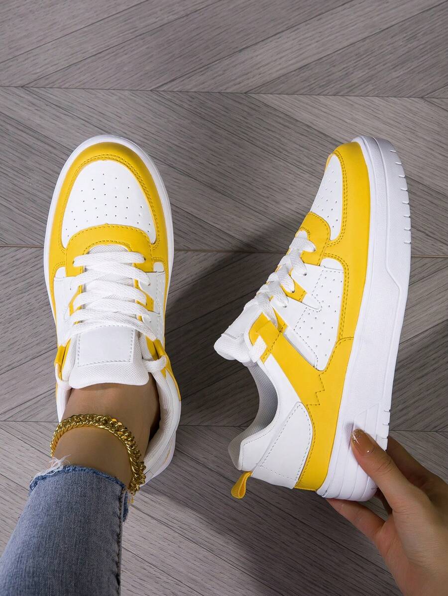 White & Yellow Women Sports Shoes, Party Sneakers With Classic Colorblock Round Toe Lace-Up, Thick Sole Cushioning Comfort Skateboarding Shoes, Holiday & Birthday Gift, Student Sneakers - 白黃 - 查看 1