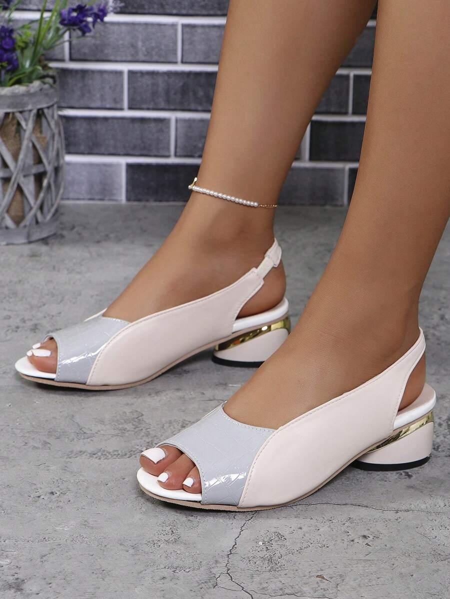 Sandali con tacco basso da donna, nuovi per il 2024, con design a blocchi di colore e punta rotonda, semplici e comodi, adatti per uso all'aperto - Grigio - Visualizzare 1