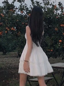 2025 春季无袖花卉蕾丝边蛋糕裙连衣裙，女装时尚