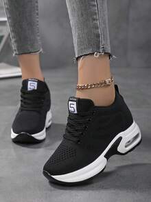 Women's Running Shoes. Fashionable Women's Shoes With A Raised Soft Sole - Black and White - View 2