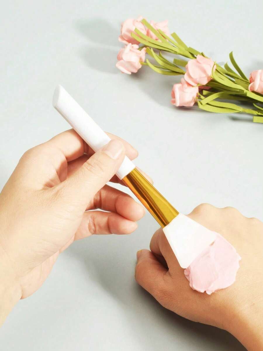 1pc Angled Silicone Face Mask Brush, Soft Silicone DIY Face Mask