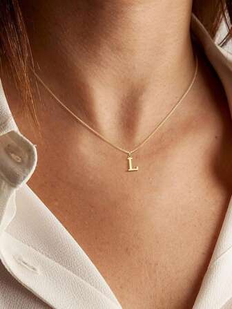 Magic Fish 1pc Classic A-Z 26 Letter Necklace, Stainless Steel Name Initial Pendant Necklace, Daily Wear Jewelry Gift