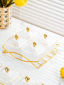 طقم واحد ، صحن للفاكهة/المقبلات مقسم بحافة ذهبية ، صينية لتقديم الحلوى/المقبلات باللون الزهري الفاتح، صحن فاكهة للمعيشة، برطمان بلاستيك للحلوى مع غطاء، صينية للمقبلات ، زخرفة منزلية للطاولة