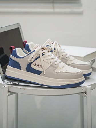 Zapatos deportivos casuales de estilo universitario con cordones, aumento de altura, contraste de color y diseño minimalista personalizado para hombres. Zapatos cómodos y versátiles para ocio, baile urbano y correr, también disponibles como zapatillas de pareja.