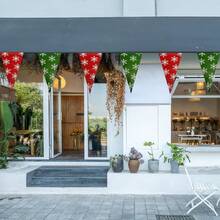 100ft Banderas de plástico navideñas, banderín festivo, guirnalda verde y roja con copos de nieve blancos, banderas triangulares decorativas de Navidad, banderín decorativo de invierno - Multicolor - Ver 6