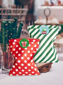 24 unidades, 12 unidades de sacolas de papel para presente + 12 unidades de adesivos Sacolas de papel kraft para presente de Natal com adesivos - Design de listras vermelhas e verdes, Sacolas para doces e biscoitos para lembrancinhas de festa de Natal, Suprimentos para embrulho de presentes de Natal, Itens essenciais para pequenas empresas, Solução de embalagem acessível e conveniente (padrão aleatório) Decorações de Natal Pijamas de Natal Presentes de Natal Decoração de Natal