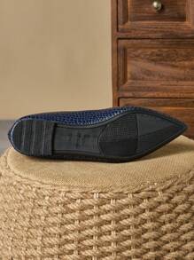 女士舒适尖头一脚蹬格子平底鞋，巧克力棕色，适合户外、派对、休闲穿着