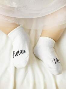 1 paire de chaussettes personnalisées avec le nom de bébé, chaussettes imprimées sur mesure, chaussettes de bébé personnalisées avec le nom, chaussettes personnalisées avec une image, mettez n'importe quel visage sur les chaussettes, cadeau pour nouveau-né, cadeau de bébé, cadeau pour bébé