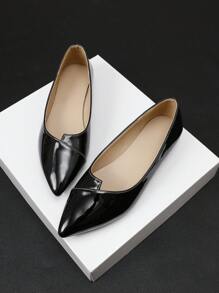 Neue spitz zulaufende Damen Große Größenschuhe, weich sohliger Mokassin Schlüpfschuh für Lässig-Stil