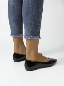 Neue spitz zulaufende Damen Große Größenschuhe, weich sohliger Mokassin Schlüpfschuh für Lässig-Stil