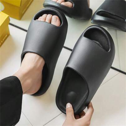 High-Quality Non-Smelly Soft Sole Indoor Slippers For Women,Slip-Resistant Bathroom Slides, New Fashionable Couples EVA Sandals For Summer