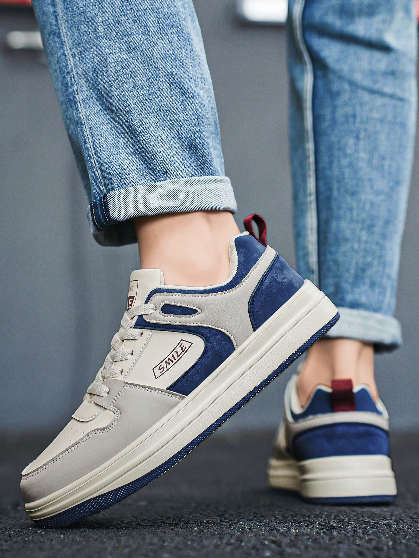 أحذية رياضية كاجوال للرجال بتصميم ألوان مجزأة وأرب...