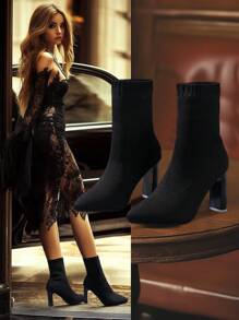 Botas elásticas de mujer 2025 de tacón grueso y puntiagudo, de punto, versátiles y estilizadoras, de media pantorrilla, nuevas para otoño/invierno, de fácil puesta, con forro delgado, elegantes y de moda, tallas grandes