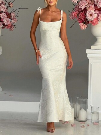 1 件女式优雅细肩带美人鱼下摆连衣裙，时尚性感