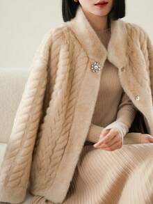 Giacca in cashmere e visone color unito con collo alto per donne