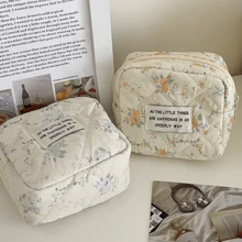 1 个 Ditsy Floral 卫生巾袋，韩式柔软小方形化妆包，便携式多功能化妆包，海洋蓝色，适用于旅行收纳袋、化妆包、化妆包、度假收纳袋、大容量化妆品收纳盒化妆盒，适用于口红、刷子、护肤品、手机、硬币、小物品，适用于家庭、礼物、度假和节日万圣节圣诞节多功能用途，波西米亚风 - 彩色 - 查看 6