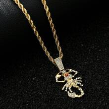 1 件复古麦克风和十字设计编织毛衣链，时尚百搭