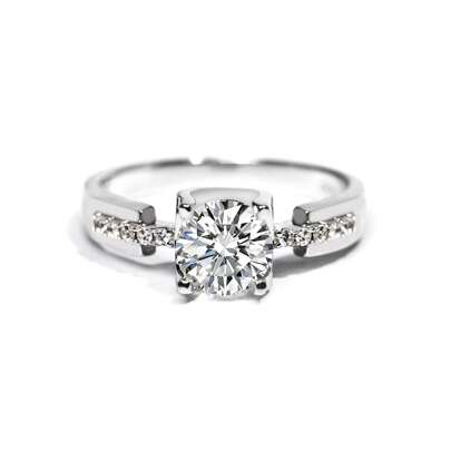 1 pièce Bague de fiançailles pour femmes anneau Moissanite rond de 0,5 ct/1 ct/2 ct, bague de mariage en argent sterling 925 classique pour anniversaire. Cadeau de bijoux, bijoux de mariée avec strass