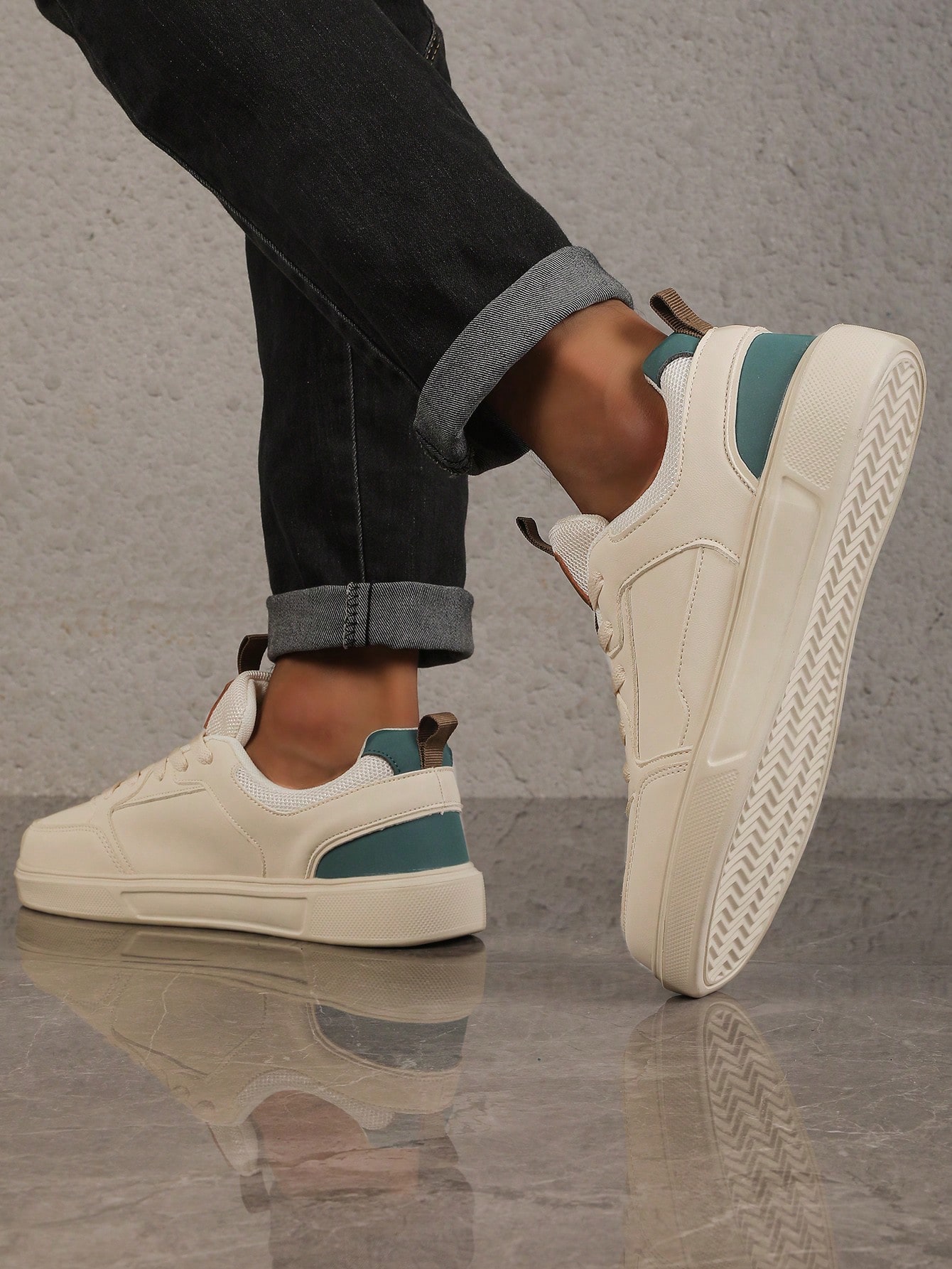 أحذية رياضية كاجوال للرجال، أحذية رياضية متعددة ال...