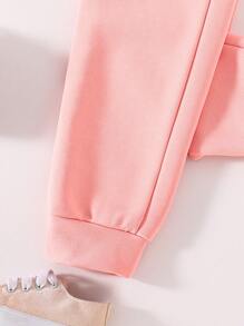 Bộ 2 món gồm áo hoodie dài tay in hình trái tim và quần dài cho bé gái, trang phục thể thao thường ngày, phù hợp cho mùa xuân/thu, món quà tuyệt vời cho bé gái khi đi dã ngoại. - Hồng - Xem 9