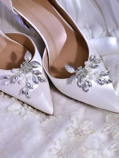 1pc Bride High Heel Pointed Toe Shoes With Removable DIY Rhinestone Buckle, Flower & Faux Pearl Decor Shoe Accessories