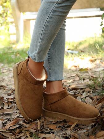 Välj mjukisbyxor, Dam vinter nya bruna mångsidiga bekväma slip-on snöstövlar, varma förtjockade halkfria korta stövlar, moderiktiga vinterskor, stövlar för kvinnor, pälsstövlar