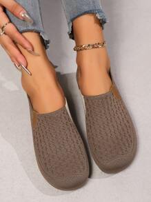 New Lightweight Casual Slip-On Women Shoes Breathable Fabric Loafers, Soft Sole, Suitable For Eldery, Spring & Autumn - Brown - View 3