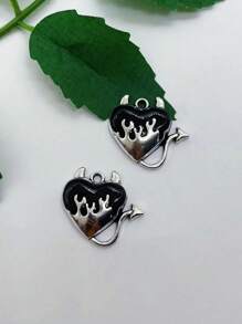 10pcs New Dark Big Heart Enamel Charms Gothic Retro Style Fashion Romantic Pendants For Making Handmade DIY Jewelry Accessories Valentines