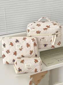 1 pièce/set Sac cosmétique multifonctionnel grande capacité avec motif mignon d'ours beige, sac de maquillage de voyage, sac de maquillage pour filles, sac portefeuille de retour à l'école portable pour le stockage des cosmétiques, pinceaux, téléphone portable, pièces, petits articles, à utiliser à la maison, en voyage, en vacances et à l'école. Sac de maquillage, sac de soins de la peau, sac de toilette, sacs de rangement, essentiels de voyage, essentiels de croisière, essentiels de dortoir, cadeaux pour les demoiselles d'honneur, cadeaux pour maman, cadeaux d'anniversaire, cadeaux pour les amis et les enseignants, décoration de la maison, salle de bain, salon, chambre à coucher, organisateur de salle de bain, organisateur de bijoux, organisateur d'huile à lèvres, organisateur de vernis à ongles, organisateur de maquillage, étui à maquillage, fournitures scolaires, produits essentiels pour les vacances, sac à cosmétiques, sacs à maquillage, organisateur de maquillage d'hiver, rangemen