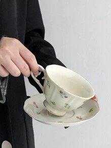 1 set Taza de café y platillo de cerámica con estampado floral, taza de cerámica delicada con diseño floral estilo francés vintage para té de la tarde, cuchara con forma de tulipán, regalo de cumpleaños/anfitrión de alta gama