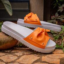 Papete Clog Sandal: Comfort, Style And Quality For Your Feet. RT CALÇADOS - 橘色 - 查看 1