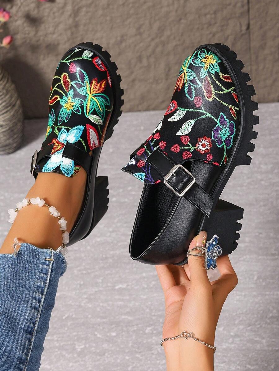 embroidered mary jane shoes