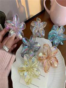 4 pièces Pinces à cheveux en forme de fleur Y2K pour femmes, effet mermaid avec laser, grande taille: 8cm/3,15 pouces, rose/blanc/bleu/jaune, pinces à cheveux en plastique légères, à la mode, polyvalentes, élégantes, minimalistes, accessoires capillaires de couleur unie convenant pour le port quotidien, les fêtes décontractées, les trajets domicile-travail, coiffure exclusive pour attacher les cheveux, les chignons, se laver le visage, se baigner, se maquiller et assortir les vêtements avec des accessoires, des couvre-chefs, des ornements et des pinces. Accessoires scolaires roses - Multicolore - Voir 4