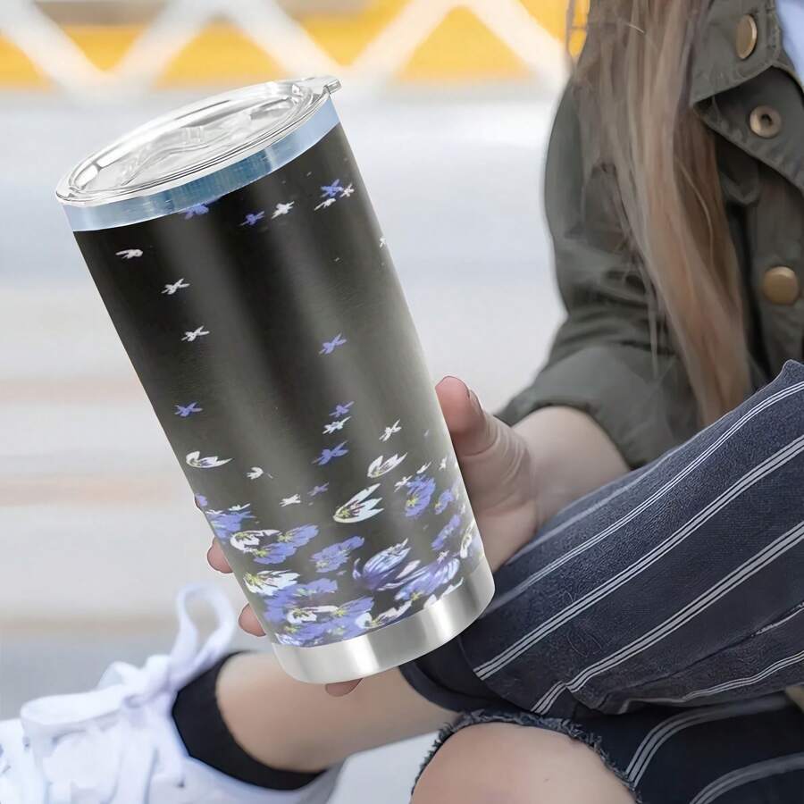 20OZ Taza aislada con bonito estampado floral azul, de acero inoxidable con doble pared y aislamiento al vacío. Botella de agua premium, recipiente para bebidas de verano portátil y práctico, termo para café con hielo perfecto para actividades al aire libre, camping, senderismo, conducción y viajes, idea de regalo perfecta