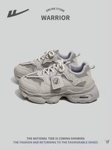 WARRIOR Giày thể thao nữ thời trang mới, đế mềm buộc dây, chạy bộ thường ngày cho nữ, đế dày, thoải mái, chống trượt, đi chơi ngoài trời, dây giày đôi, giày thể thao đế dày - Xám - Xem 1