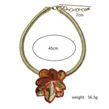 1 pieza Nuevo Estilo Collar para Mujer con Flor Sobredimensionada de Metal con Detalles Florales y Cuerda Tejida