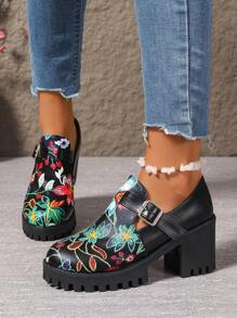 Women's Platform Mary Jane Shoes With Embroidered Strap , Roman Style - Black - View 3