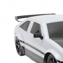 Genial Coche Con Control Remoto De Cuatro Ruedas Con Luces Y,Tracción en las cuatro ruedas, a prueba de golpes y anticaídas, con luces LED, sistema de pulverización - Rojo - Ver 5