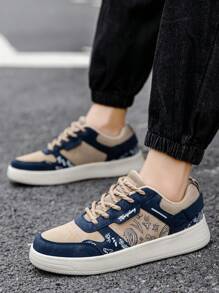 男士休闲街头滑板鞋，轻便舒适弹性步行跑步运动鞋