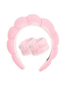 3入組時尚絲絨海綿頭箍和毛絨手腕帶，適用於洗臉、化妝、護膚、派對和外出。同時也可以配上手工編織的手環作為秋季配飾。